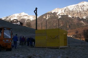 Viele Arbeitsstunden leisteten die freiwilligen Helfer vergangene Woche, um die Mühle aufzubauen