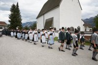 Kirchenzug zur Heldenehrung